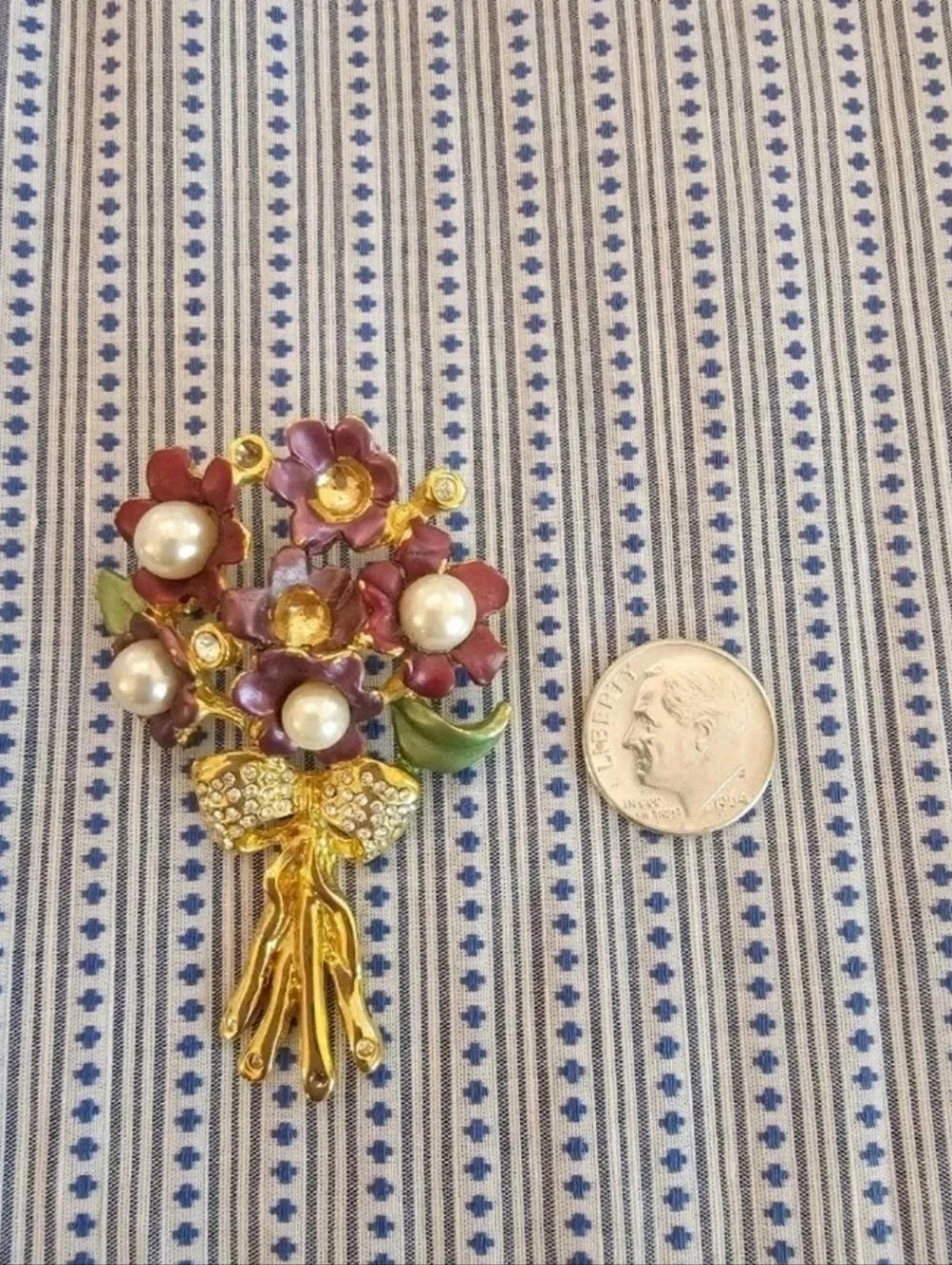 Vintage Gold Tone Enamel Flower Bouquet Brooch/Pin w Faux Pearls & Rhinestones